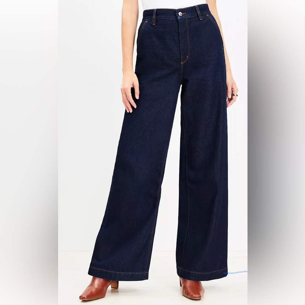 LOFT High Rise Trouser jeans in Dark Rinse. Size 8